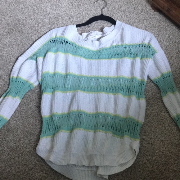 Size S teal and white sweater, great for a light layer. In perfect condition - Picture 3 of 4